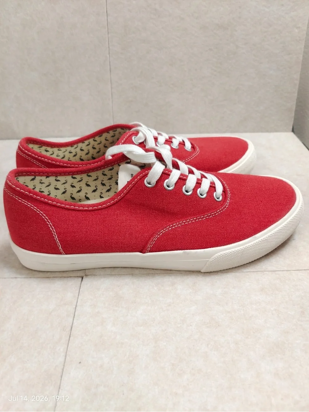 NWOB Tailorbyrd Coral Canvas Low-Top Sneakers men’s Size 8.5